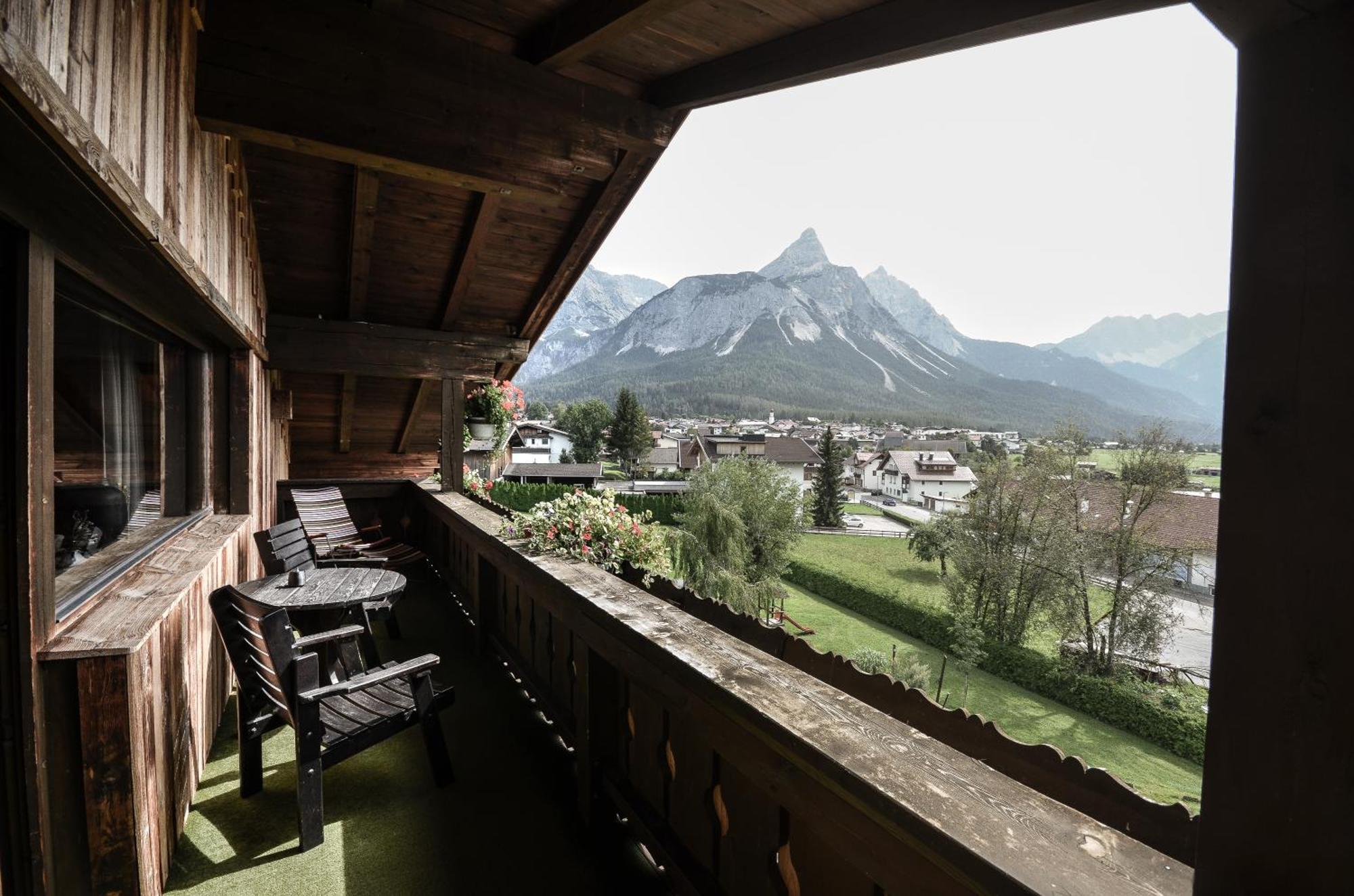 Hotel Ehrwalderhof Extérieur photo